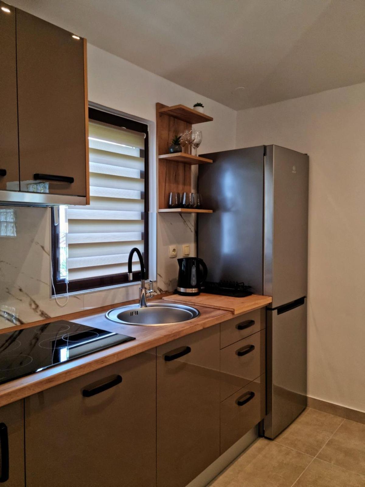 Apartmani Nika 1 Rijeka Exteriör bild